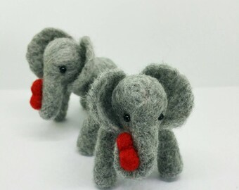 Little Elephant with heart, Needle Felt little elephant, perfect gift for the one you love. Mother's day gift