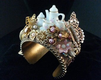 Summer Outdoors | Statement Cuff | Tea Party Jewelry | Alice in Wonderland Jewelry | Alice Jewelry | Steampunk Jewelry | Pink Jewelry