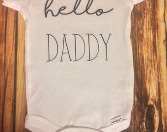 hello daddy, personalized onesie, baby girl onesie, baby boy onesie, baby shower gift, custom onesie, hello daddy onesie