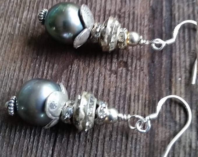 Earrings with Beautiful and Well Matched Tahitian Pearls in a Grayish Pinkish Color Combined with Rhinestones and Sterling Silver