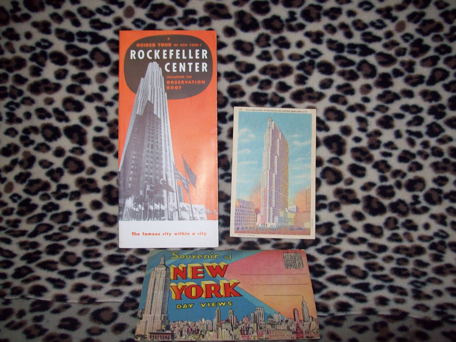 Vintage 40s 50s New York City Souvenir Postcard Book