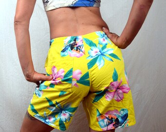 Vintage 80s Fun Sailboat Rainbow Floral Aloha Hawaiian Baggy Jams Shorts