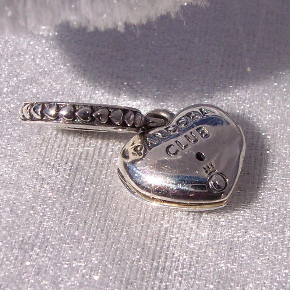 pandora club 2017 silver diamond charm