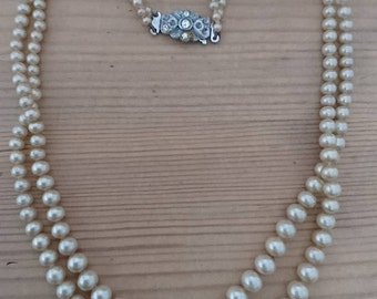 Vintage two strand glass Pearl necklace
