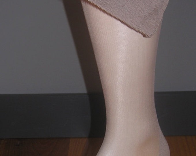 30% OFF 3 pair Vintage seamed nylon stockings size 10 1/2 X 32" Taupetone WWII era