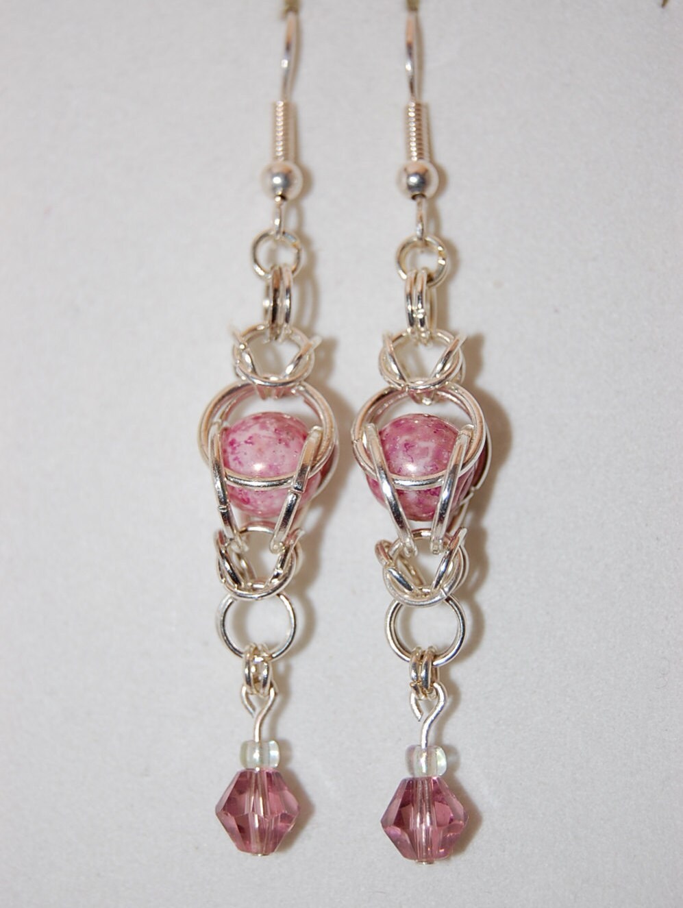 Pink Chainmaille Earrings Captive glass bead by ChimericSoul