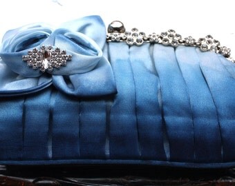 Blue ombre bridal clutch, Blue evening bag, Ombre purse, Blue gradient bag, Blue gradient clutch, Blue clutch bag, Bridal blue clutch purse
