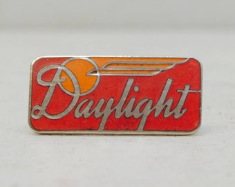 Southern Pacific Daylight Lapel or Hat Pin; D&RGW Trains; Railroad; Red and Yellow Logo; FREE SHIPPING U.S.A.