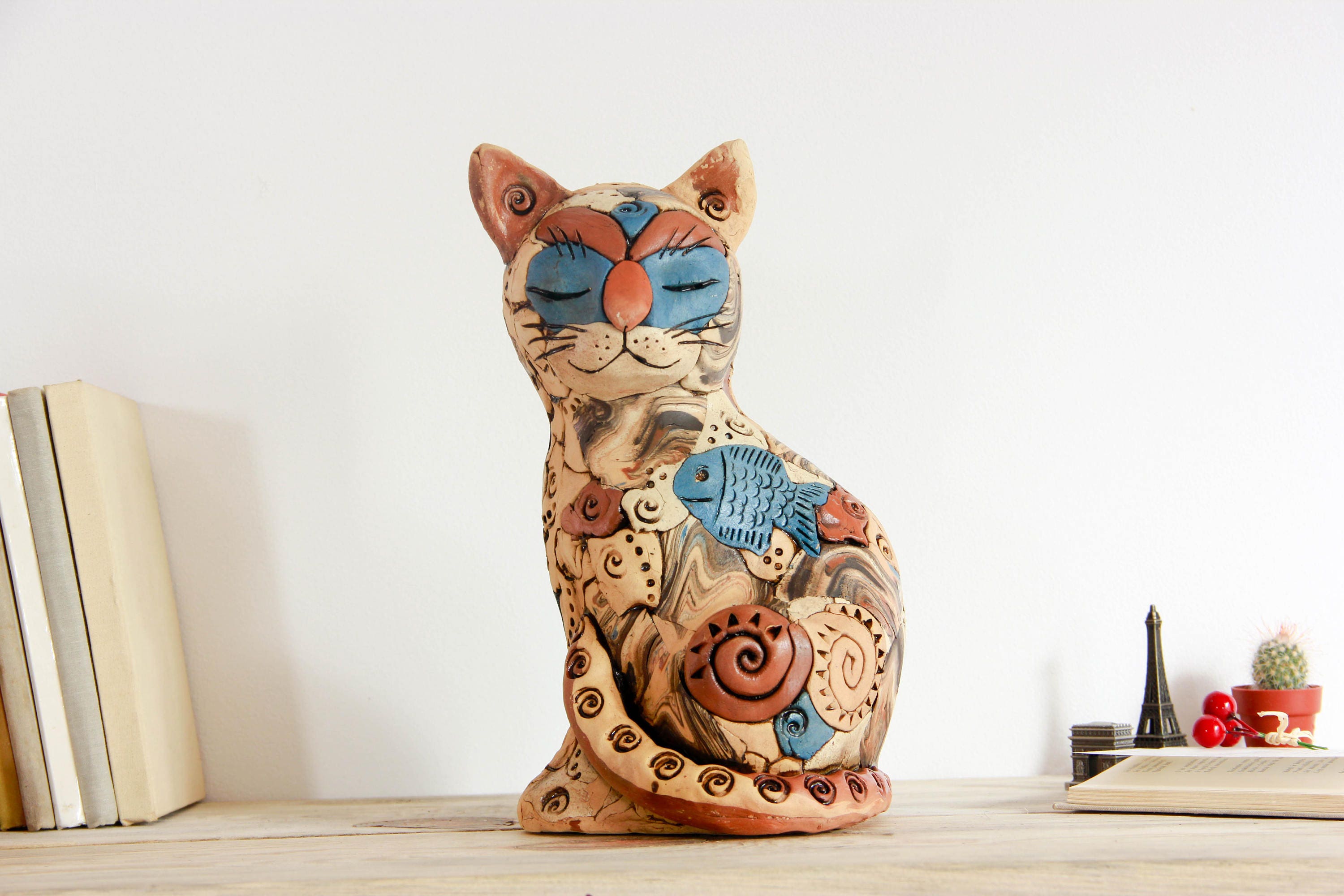 clay cat figurines