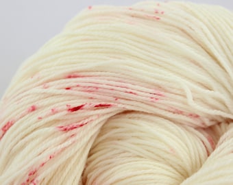Hand dyed yarn, Red / cream yarn, speckled yarn, Christmas yarn, variegated yarn, worsted fingering weight yarn, superwash wool 100g