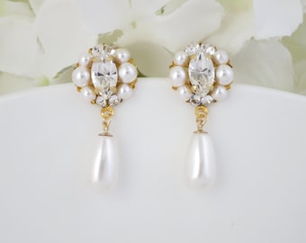 Simple pearl teardrop wedding earring, Swarovski crystal and pearl bridal earring, Pearl drop earring, Bridesmaid pearl dangle earring