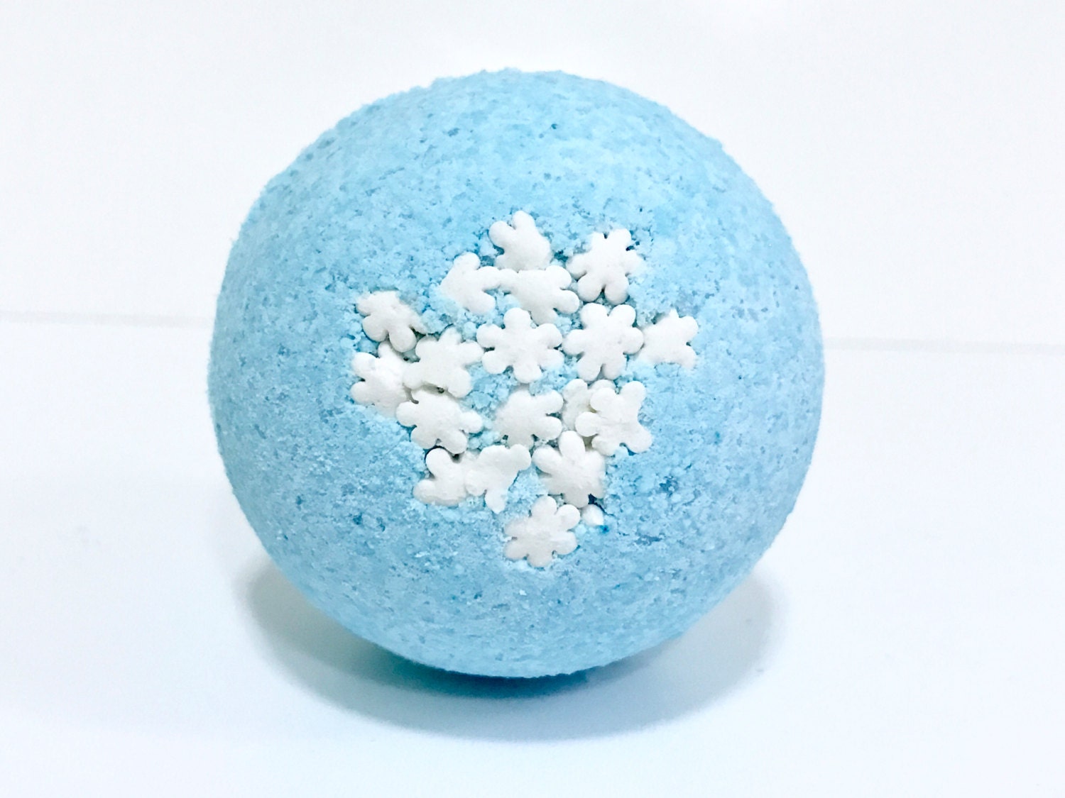 Snowfall Bath Bomb Winter Snowflake Huge 8oz Bath Bomb