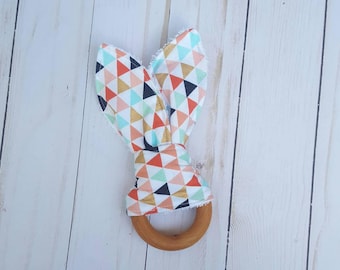 Wooden Teething ring- bunny ears, baby shower gift, baby boy, baby girl, gender neutral, triangles, teething toy, wood tether, unisex baby