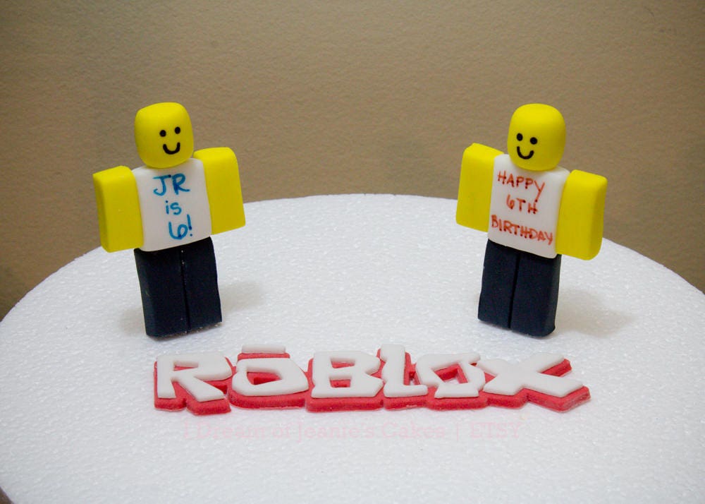 ROBLOX Newb Charachter & Logo Fondant Cake Topper Set