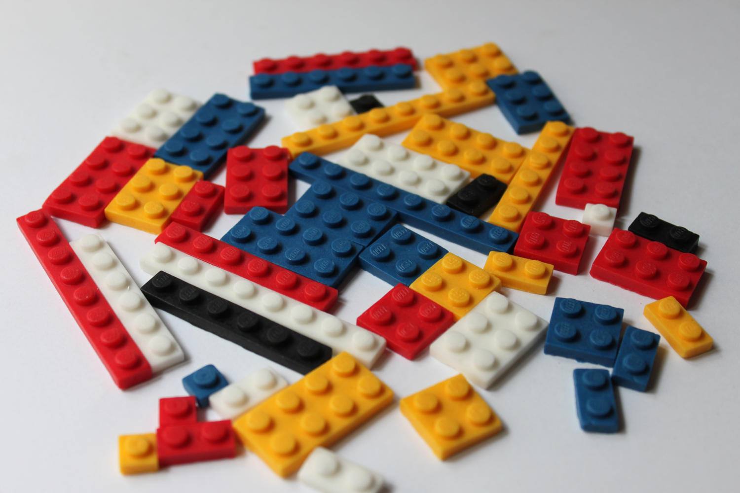 Fondant gum paste lego blocks pieces parts bricks birthday