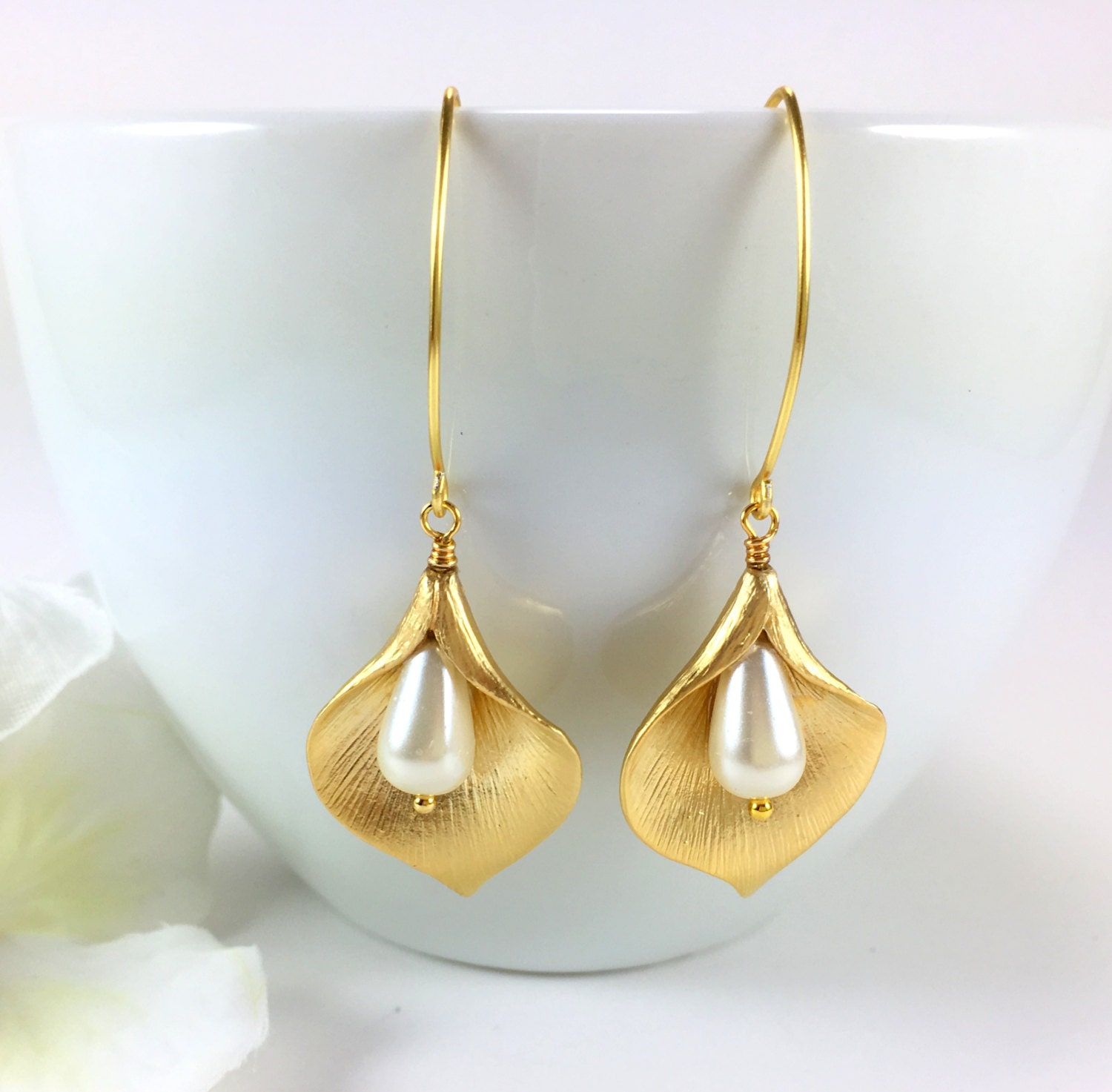 Gold Calla Lilly Earrings Pearl Drop Lily Dangle Earrings Gold