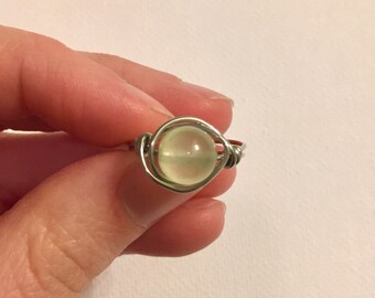 Peridot Colored Chalcedony Wire Wrap Ring // Color Antique Silver // August Birthstone Ring // Wire Wrapped Jewelry // Handcrafted Rings //
