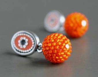 Orange earrings, post earrings, zamak earrings, long earrings, dangle earrings, drop earrings, beaded earrings, ball earrings, beadwork