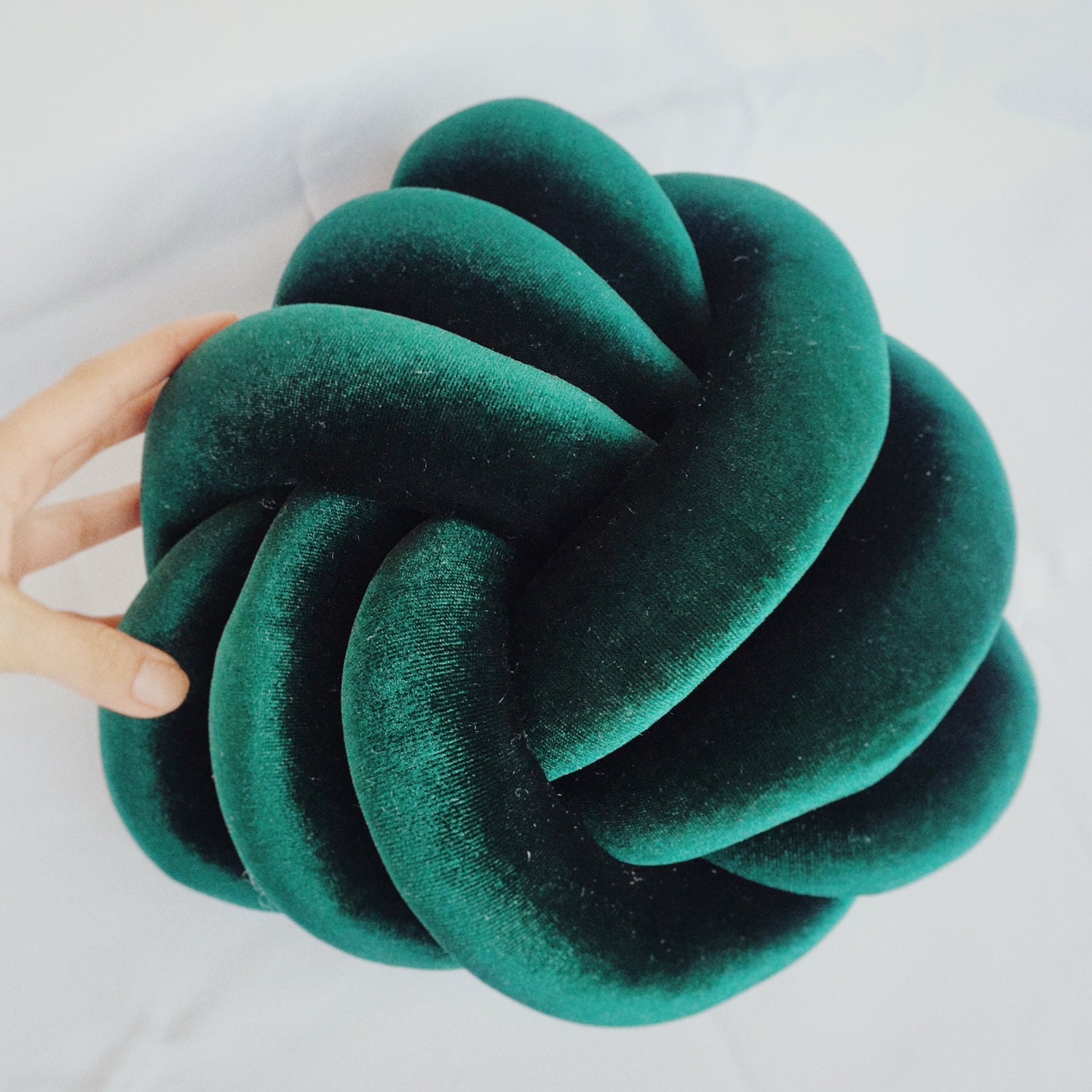 top knot grooming pillow