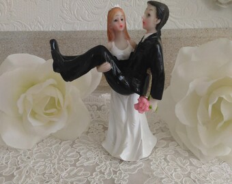 Bride and groom cake topper
