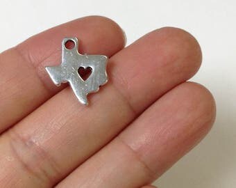6 Love Texas Charm, Texas Map Charm, Texas Charm, Jewelry findings, Jewelry Supplies