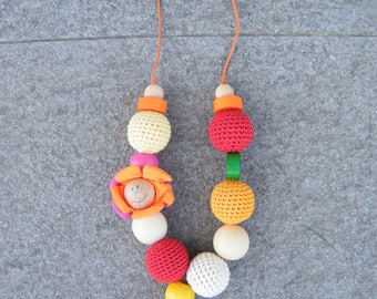 Nursing necklace