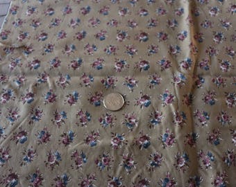 16 Nice beige background vintage cotton with a stunning border