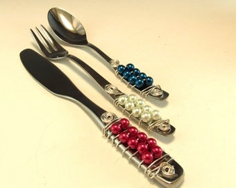 Appetizer Fork, Spoon, and Knife/Set of 3 Beaded Knife Fork and Spoon/Beaded Hors'dourve Utensils