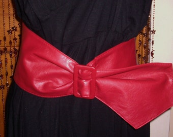 Vintage 1980's Womens Red Leather Wide Belt