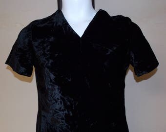 Vintage 50s black velvet v neck short sleeve dress Teena Paige 13 back metal zipper flared