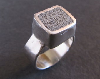 Sterling silver and concrete statement ring / concrete ring / cement ring / concrete jewelry / modern jewelry / concrete jungle / urban