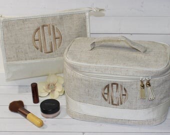 Monogram Makeup Bag - Train Case - Toiletry Bag - Graduation Gift - Bridesmaid Gift - Monogram Train Case - Cosmetic Bag - Graduation Gift