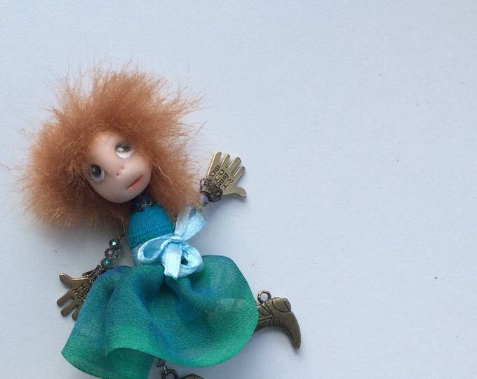 Miniature doll brooch - Brooch doll - Doll brooch - Handmade brooch - Primitive doll brooch - Brooch girl- funny doll brooch- OOAK - Brooch