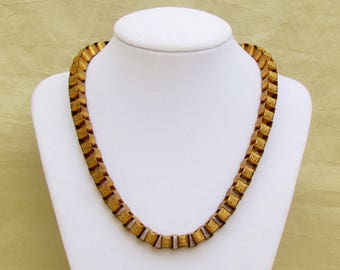Vintage Victorian Revival bookchain necklace, c.1930's Victorian style necklace in gold tone metal