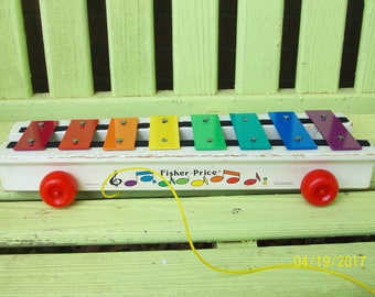 1964 - 1978 Fisher Price Pull A Tune Xylphone No. 870