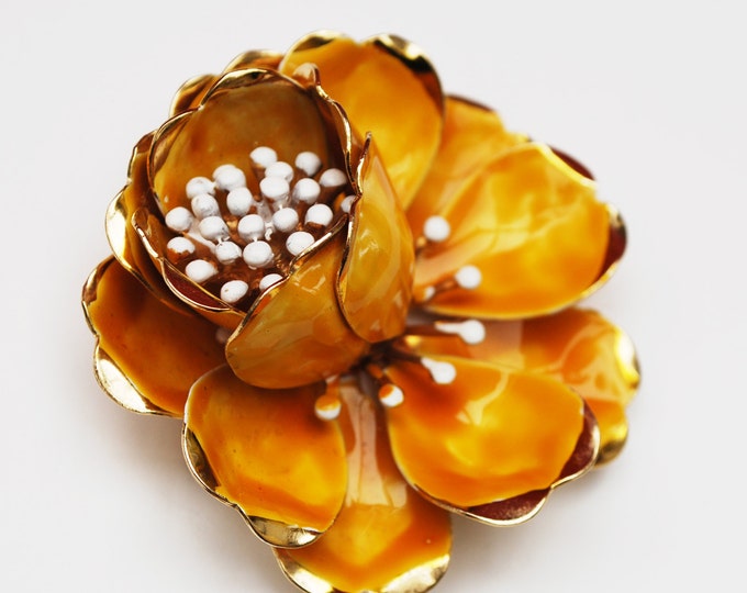 Yellow Orange Flower Brooch - Enamel Flower -Mustard white - Mid century floral Pin