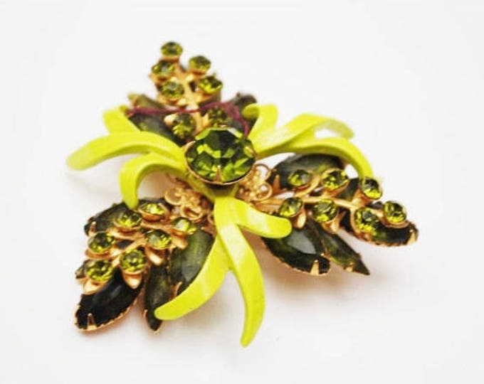 Green Floral Brooch - Rhinestone Enamel - mid century - flower pin