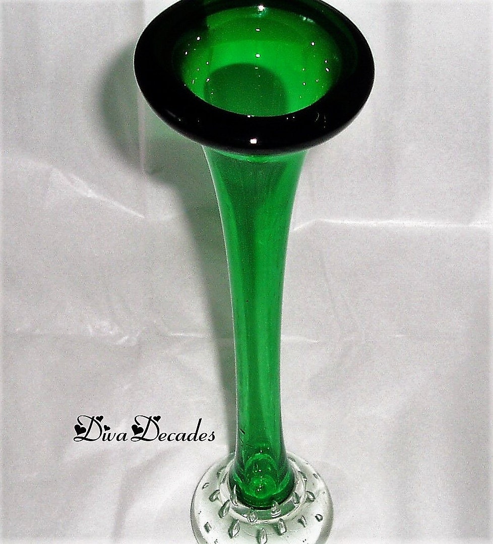 Murano vase controlled bubble green glass Italian glass