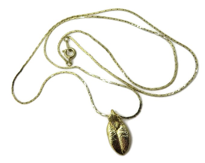 Korean Pendant Necklace, Vintage Gold Tone Leaf Pendant Necklace