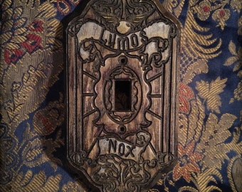 Lumos Nox - Wooden Light Switch Plate