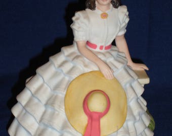 Avon Images of Hollywood Viven Leigh as Scarlet O'Hara in Gone with the Wind