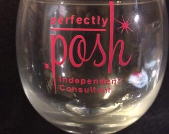 Perfectly Posh | 15oz Stemless Wine Glass