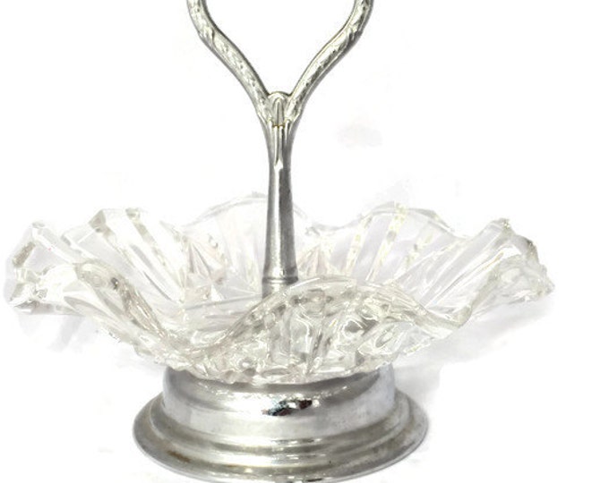Vintage Glass Ruffled Edge Candy Dish | Mint Bowl | Nut Dish with Silver Heart Shaped Center Handle