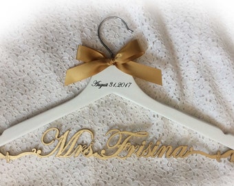 Bride hanger,wedding hanger,laser cut hanger,Mrs hanger,Personalized Hanger,Custom hanger,wedding hanger,wedding dress hanger