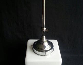 Art Deco | Witte Opaline Glazen Kubus / Vierkante Hanglamp | Inclusief Metalen/Chrome Ophanging | Ca. 1925-1945.