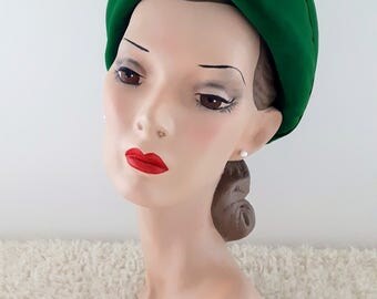 Vintage 1940's Halo Beret | Vintage Halo Hat | Vintage Beret | Vintage 1940's Turban Hat | Green 1940's Hat |