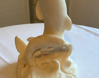 Statuette dauphin blanc en résine