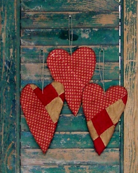 3 Rustic Heart Ornaments Farmhouse Style Valentine Ornaments 3 Rustic Heart Ornaments Farmhouse Style Valentine Ornaments