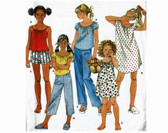 Easy Uncut Sewing Pattern little girls Sleepwear sizes 3 4 5 6 Nightgown pajamas Simplicity 9495Sizes 3 4 5 6 Nightie Pjs Top Bottom