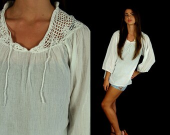 vtg 70s white CUT OUT crochet Tunic TOP Medium/Large boho hippie peasant gauzy festival neck tie bohemian blouse